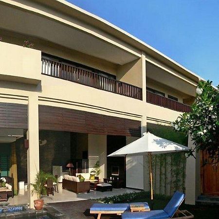 Alam Warna Villa Seminyak Exteriör bild